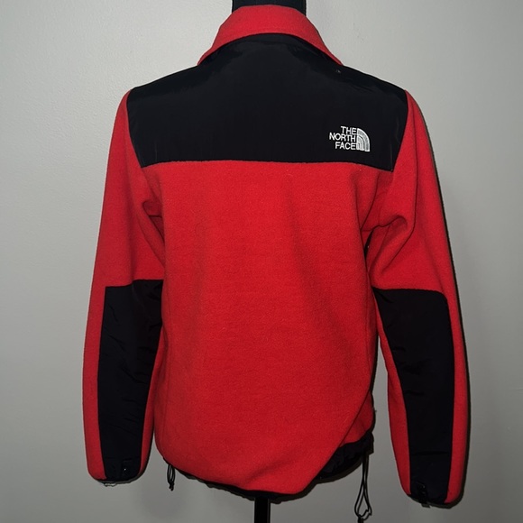SM Red Northface - Picture 2 of 2